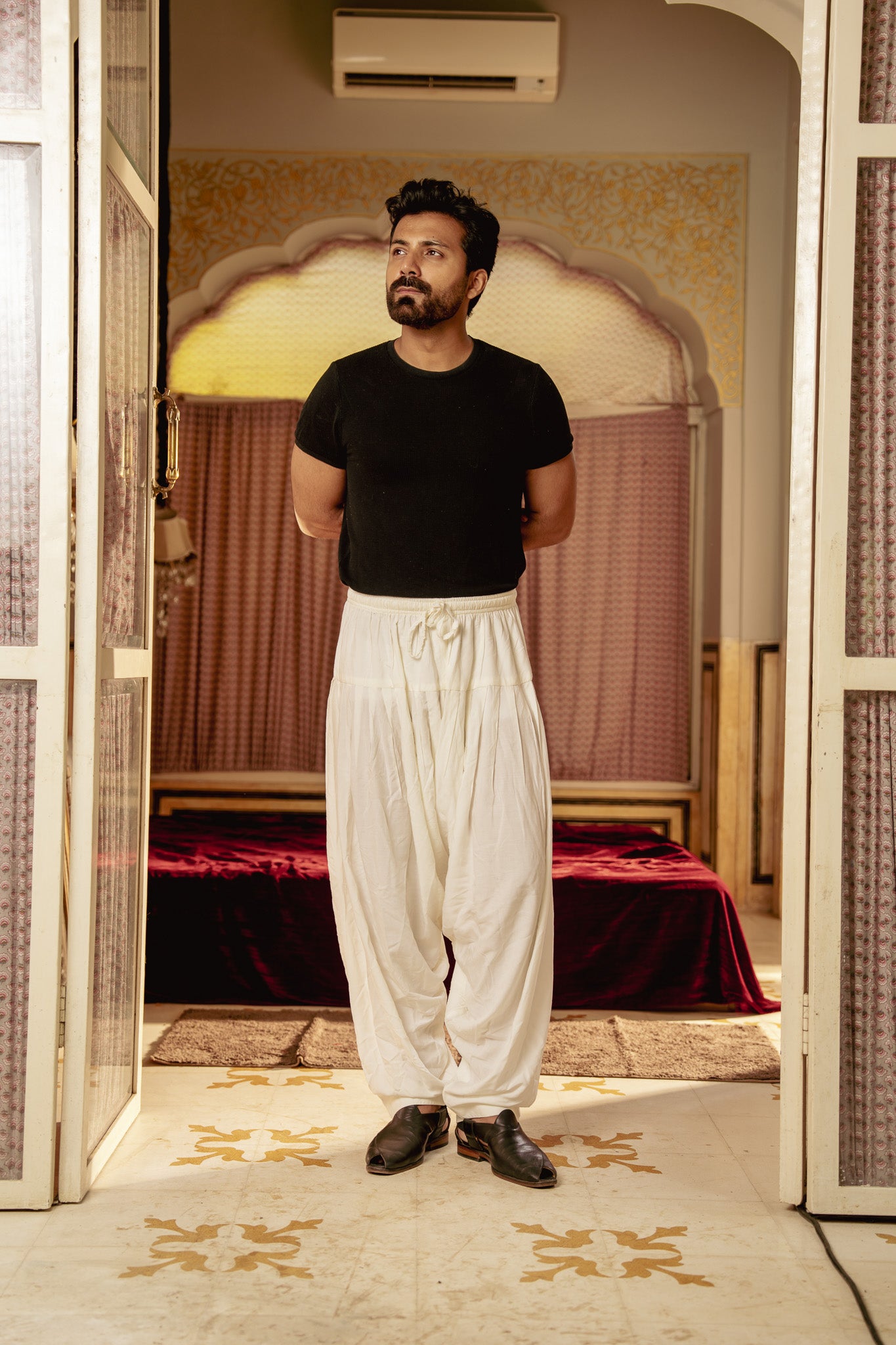 Off-white Patiala Pant
