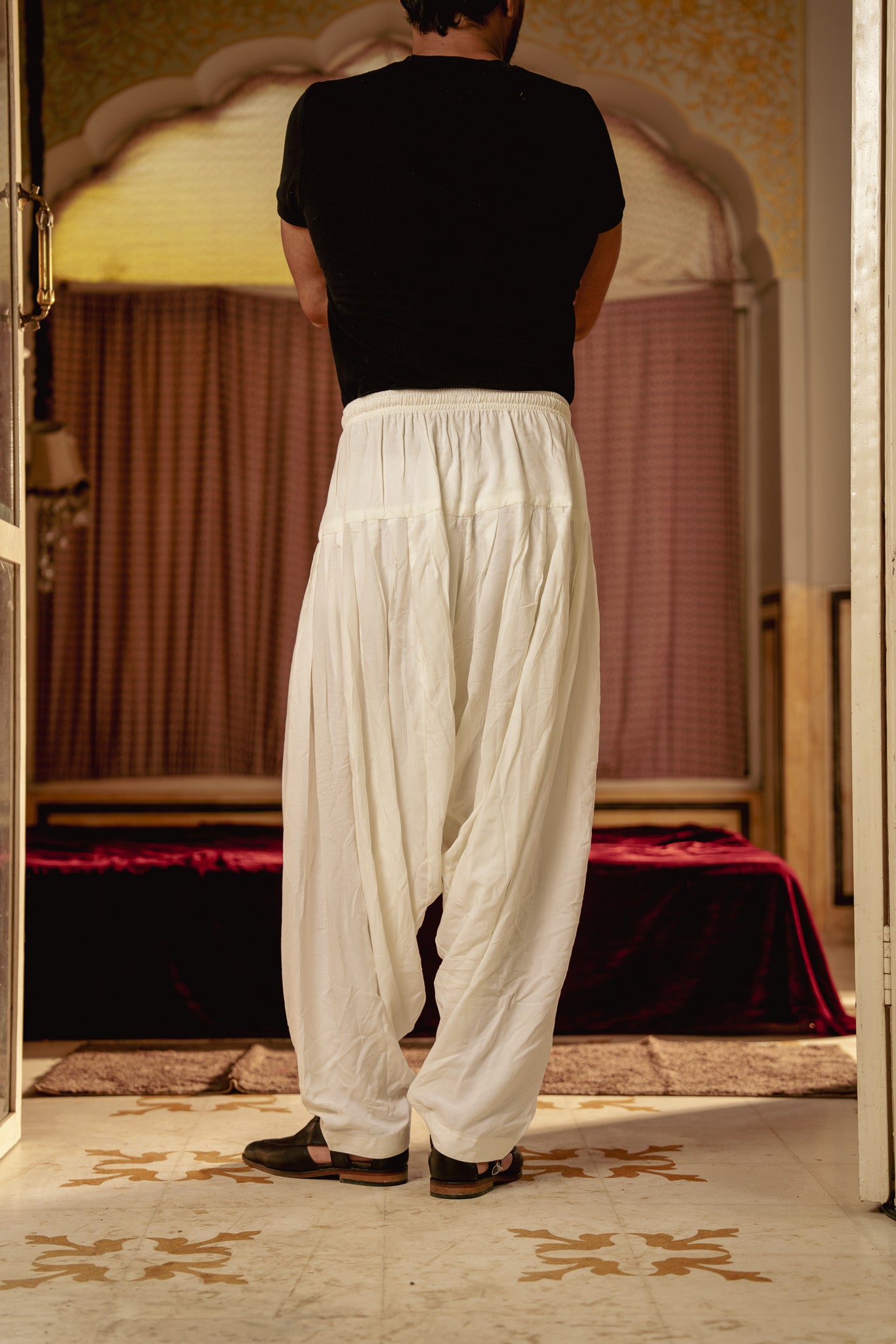 Off-white Patiala Pant