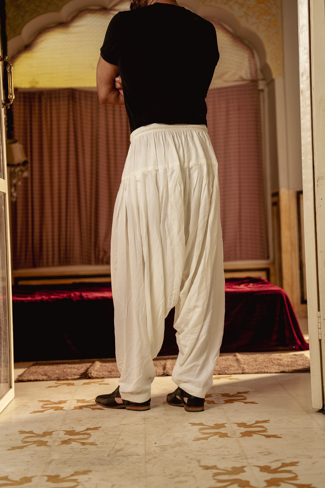 Off-white Patiala Pant