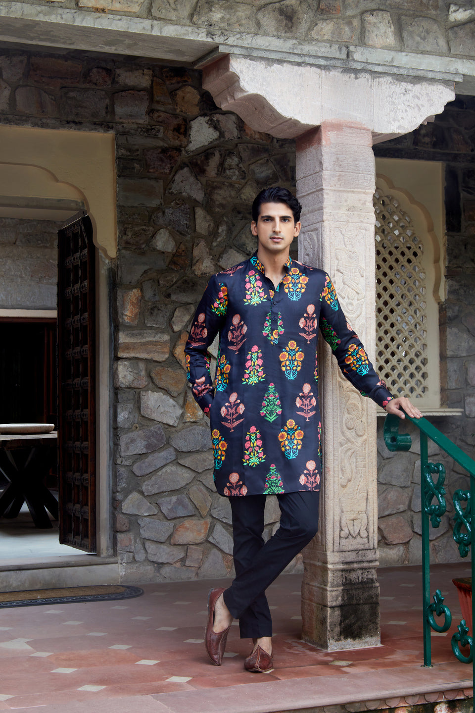 Vintage Garden Black Ganganagery Kurta