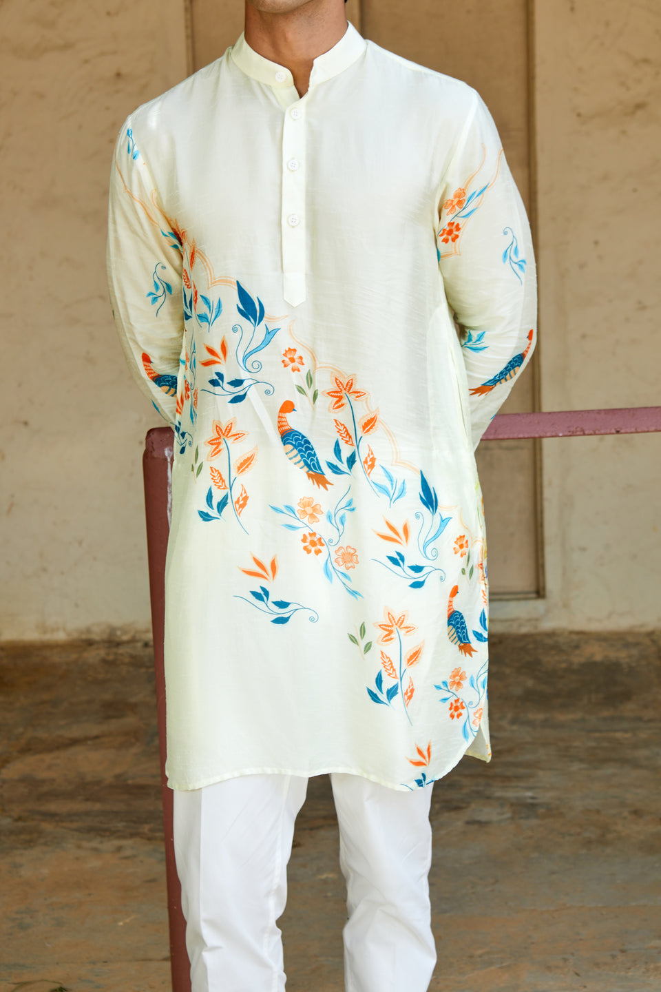 White Perrot song Ganganagry Kurta
