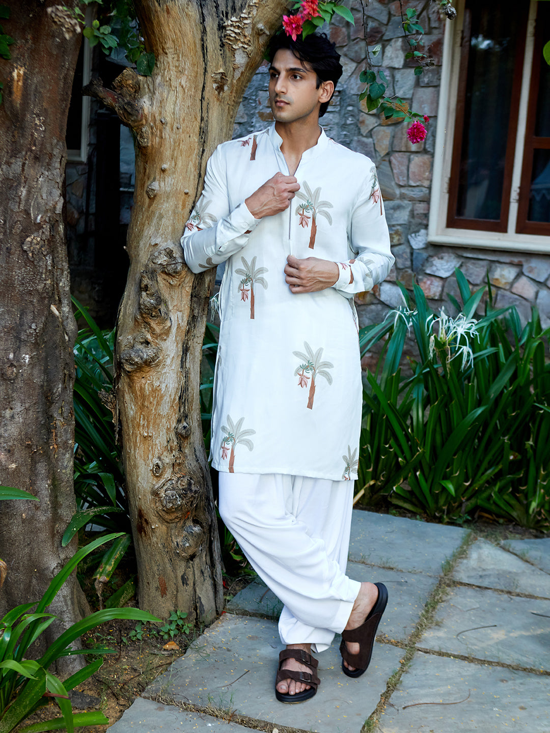 Palm Bliss White Zipper Kurta