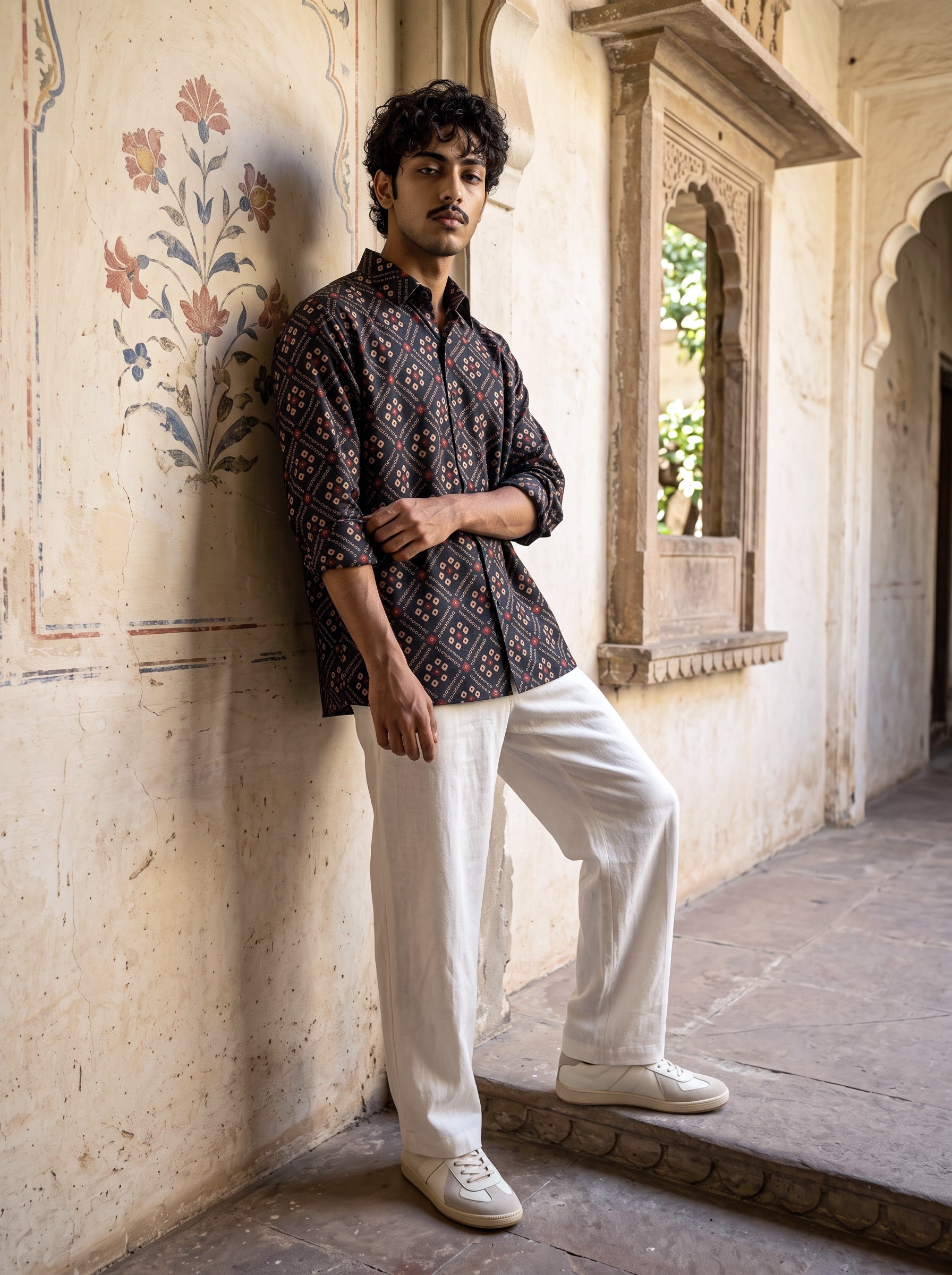 Regal Diamond Motif Oxford Collar Shirt