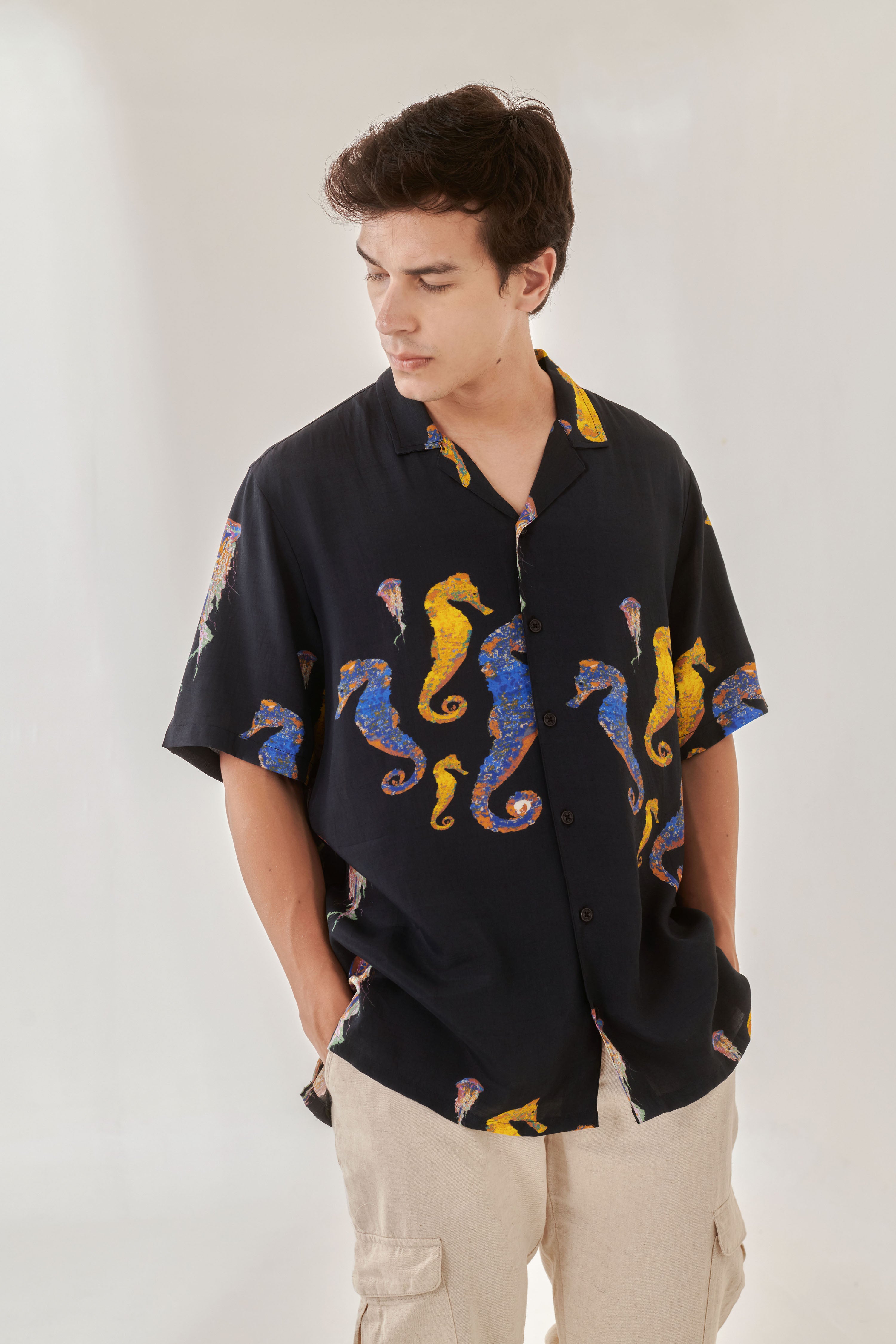 Sea horse Black Oversize Hawaiian Collar Shirt
