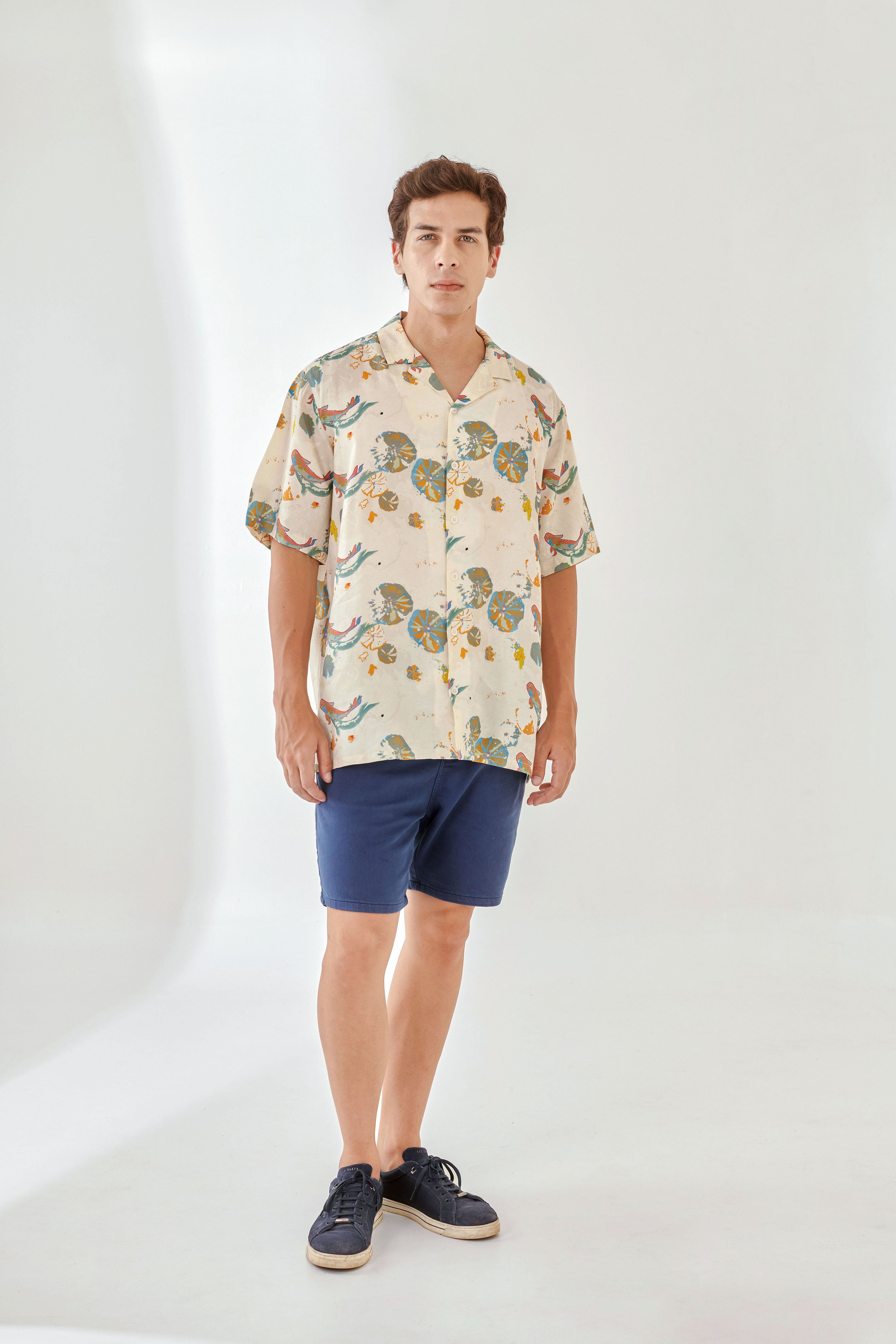 Barbus White Oversize Hawaiian Collar Shirt
