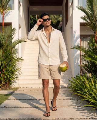 Classic Off-White Oxford Collar Shirt