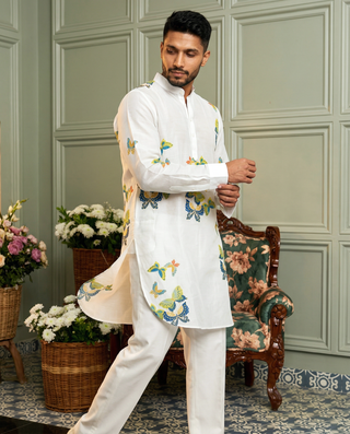 White Butterfly Printed Ganganagery Kurta
