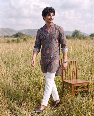 Crimson Heritage Ganganagery Kurta