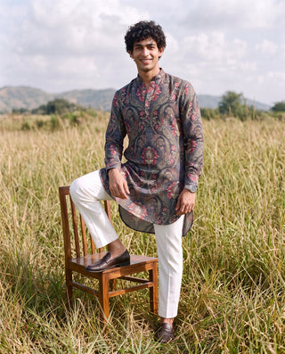 Crimson Heritage Ganganagery Kurta
