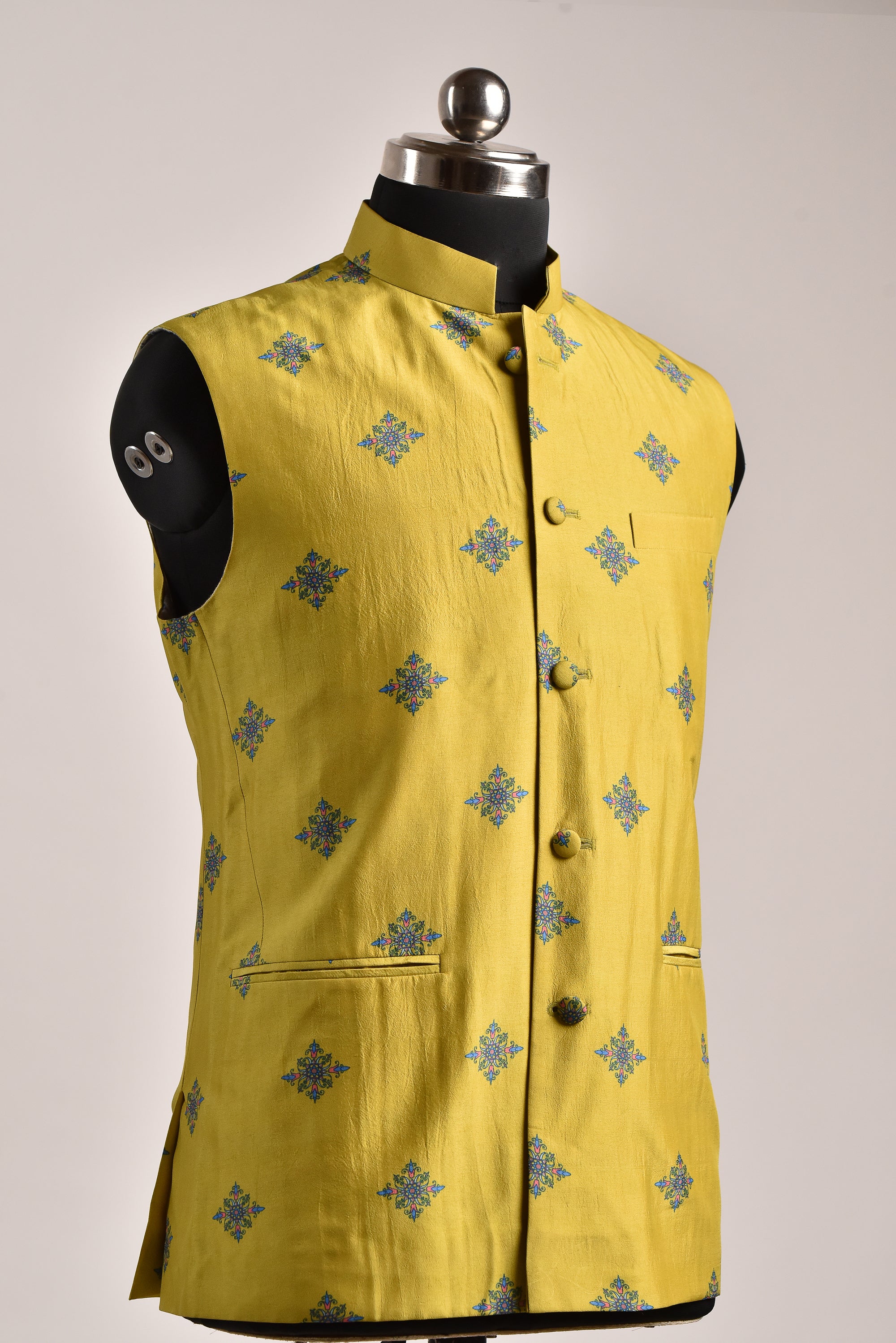 Nilay Yellow - Silk - Bandi