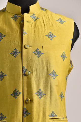 Nilay Yellow - Silk - Bandi